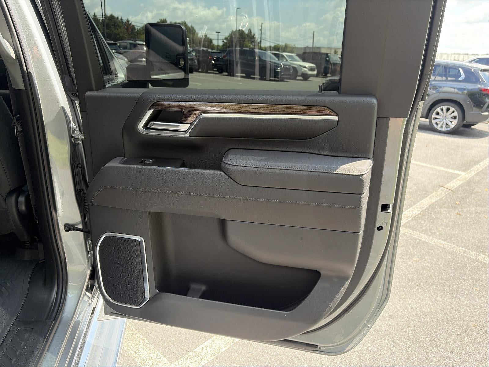 2025 Chevrolet Silverado 2500 HD Crew Cab Standard Box 4-Wheel Drive LT