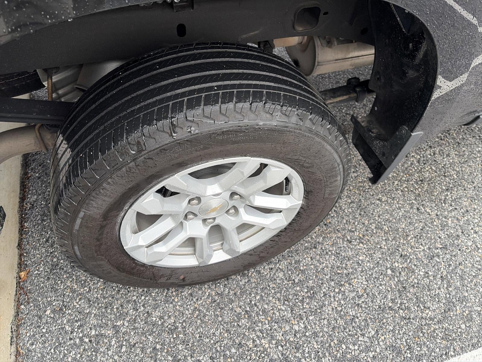 2023 Chevrolet Silverado 1500 Crew Cab Short Box 4-Wheel Drive LT 2FL