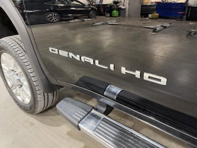 2020 GMC Sierra 2500 HD Crew Cab Standard Box 4-Wheel Drive Denali