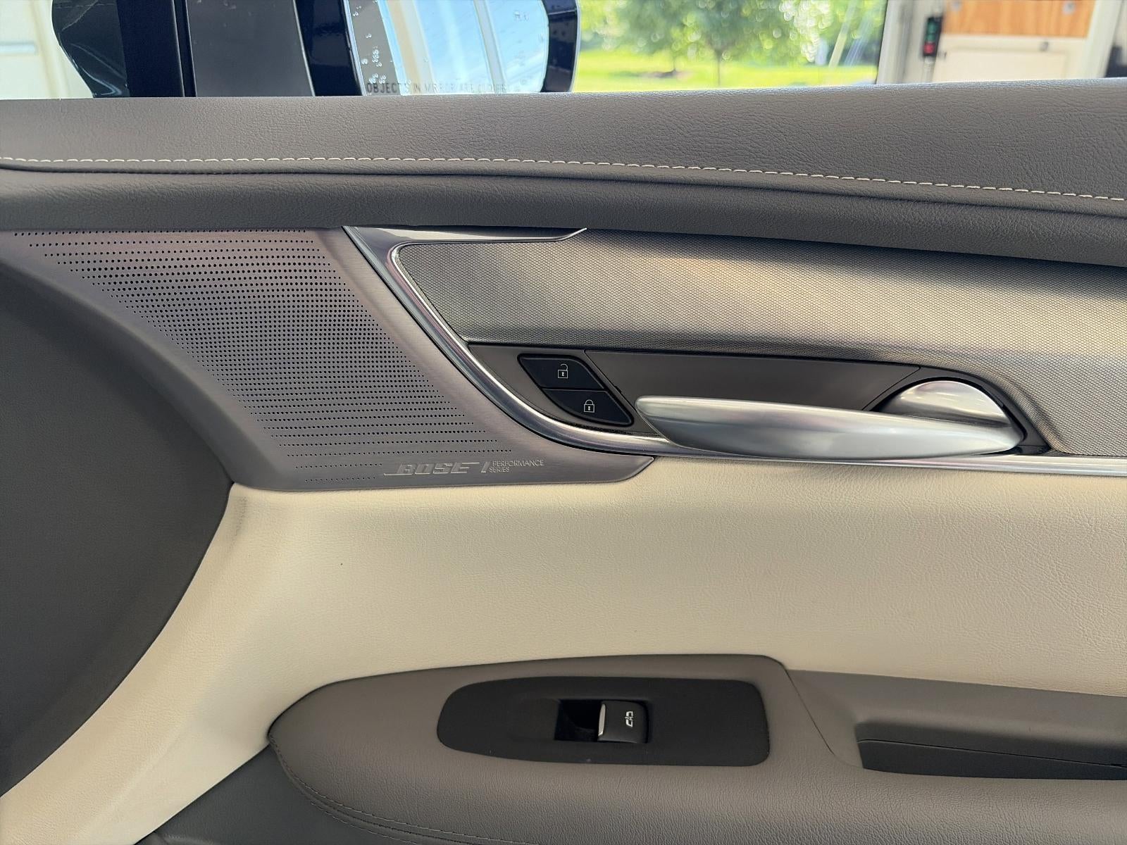 2023 Cadillac XT5 FWD 4dr Premium Luxury