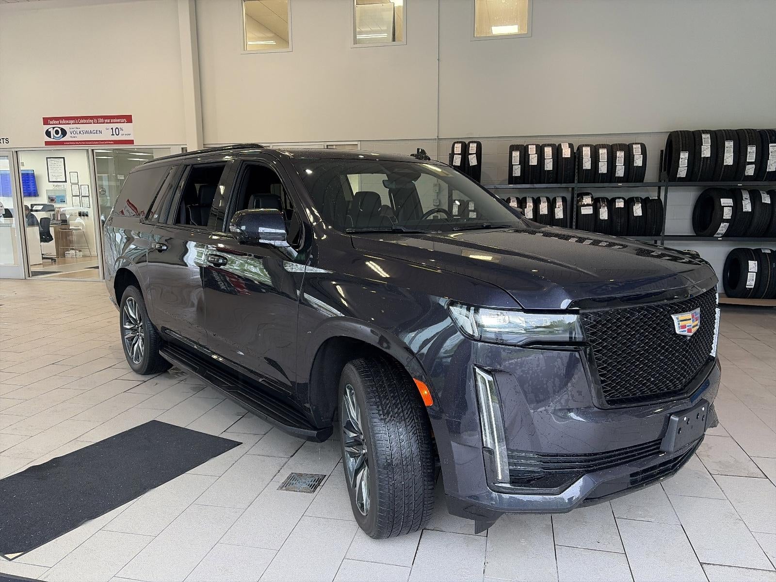 2023 Cadillac Escalade ESV 4WD Sport