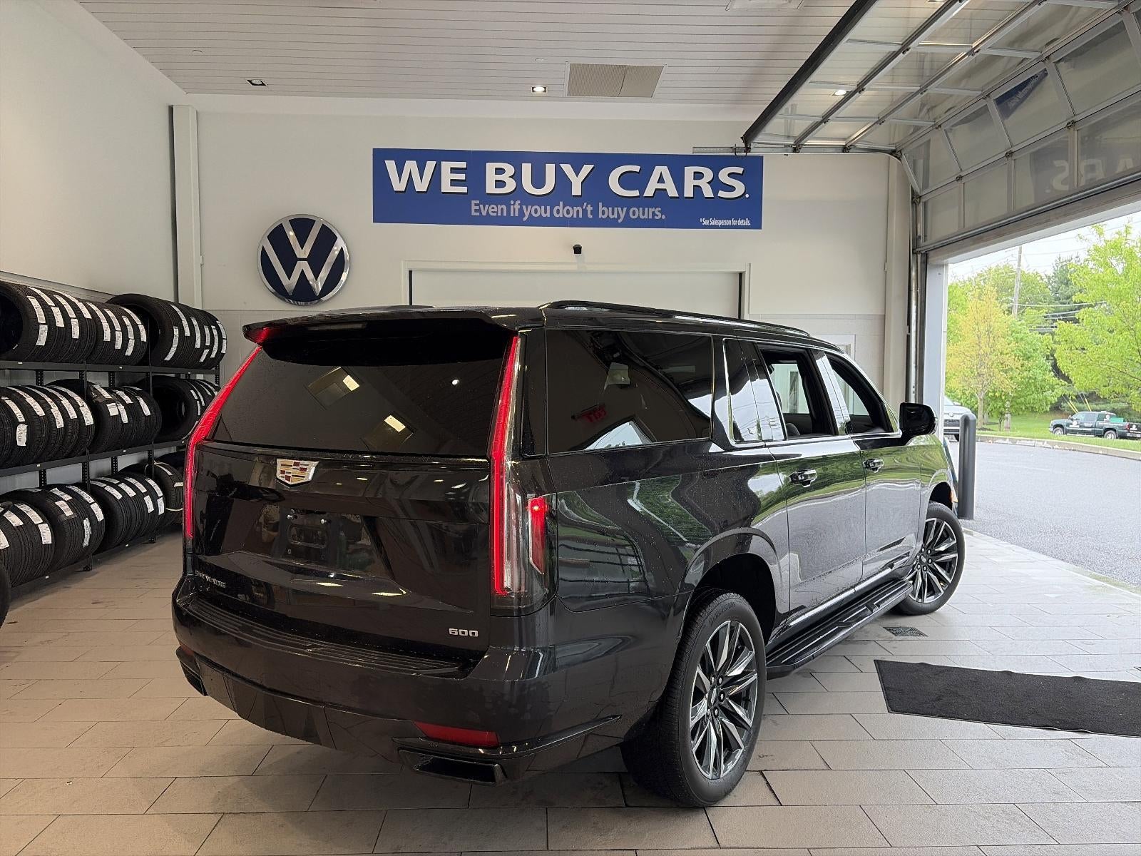 2023 Cadillac Escalade ESV 4WD Sport