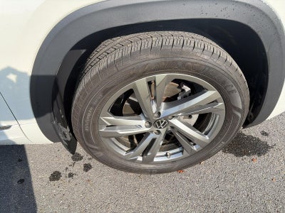 2024 Volkswagen Atlas Cross Sport 2.0T SEL R-Line 4MOTION