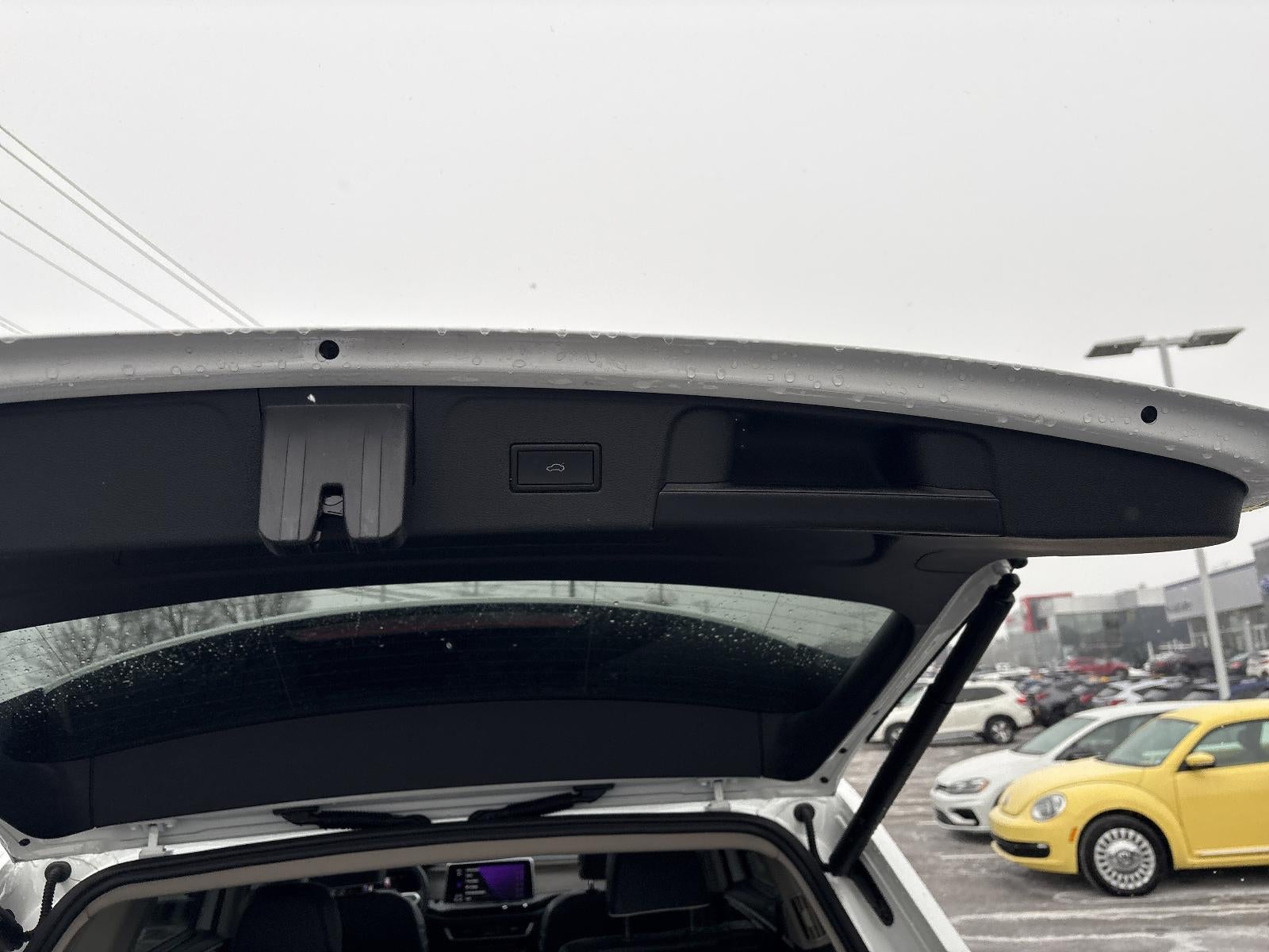 2024 Volkswagen Atlas 2.0T SEL Premium R-Line 4MOTION