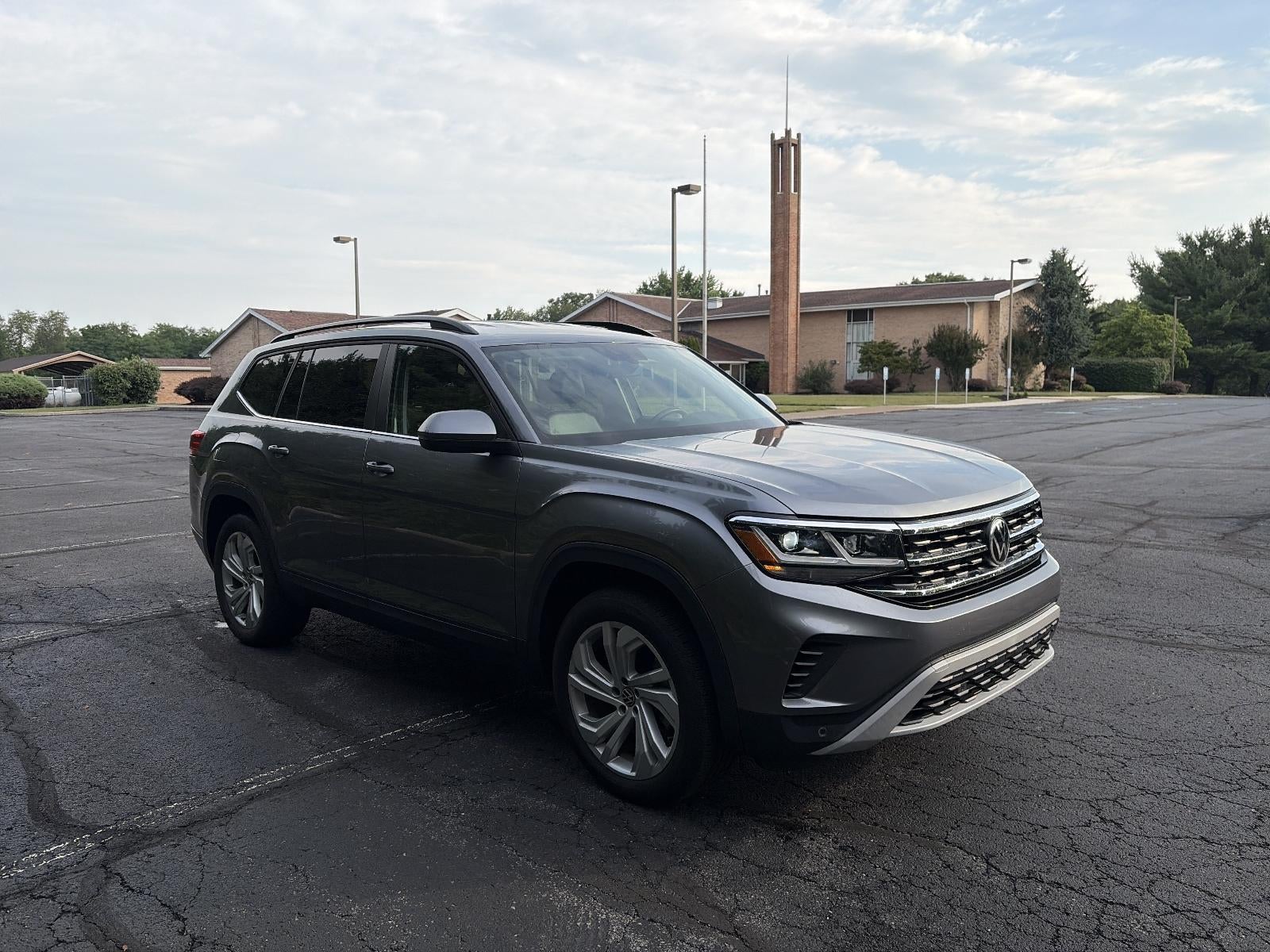 2022 Volkswagen Atlas 2.0T SE w/Technology 4MOTION