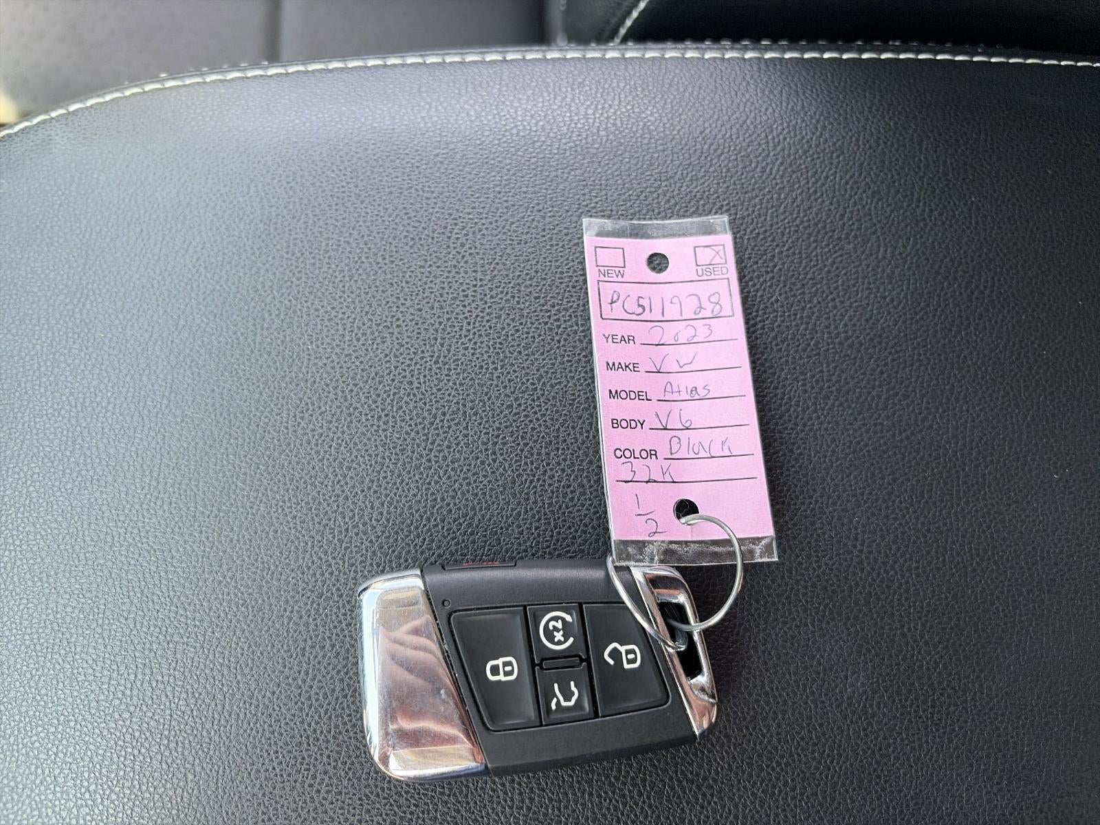 2023 Volkswagen Atlas 3.6L V6 SE w/Technology 4MOTION