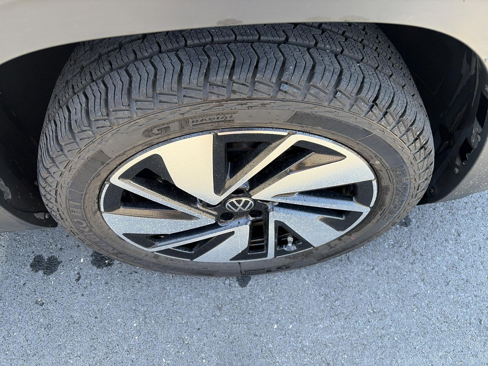 2024 Volkswagen Atlas 2.0T SE w/Technology 4MOTION