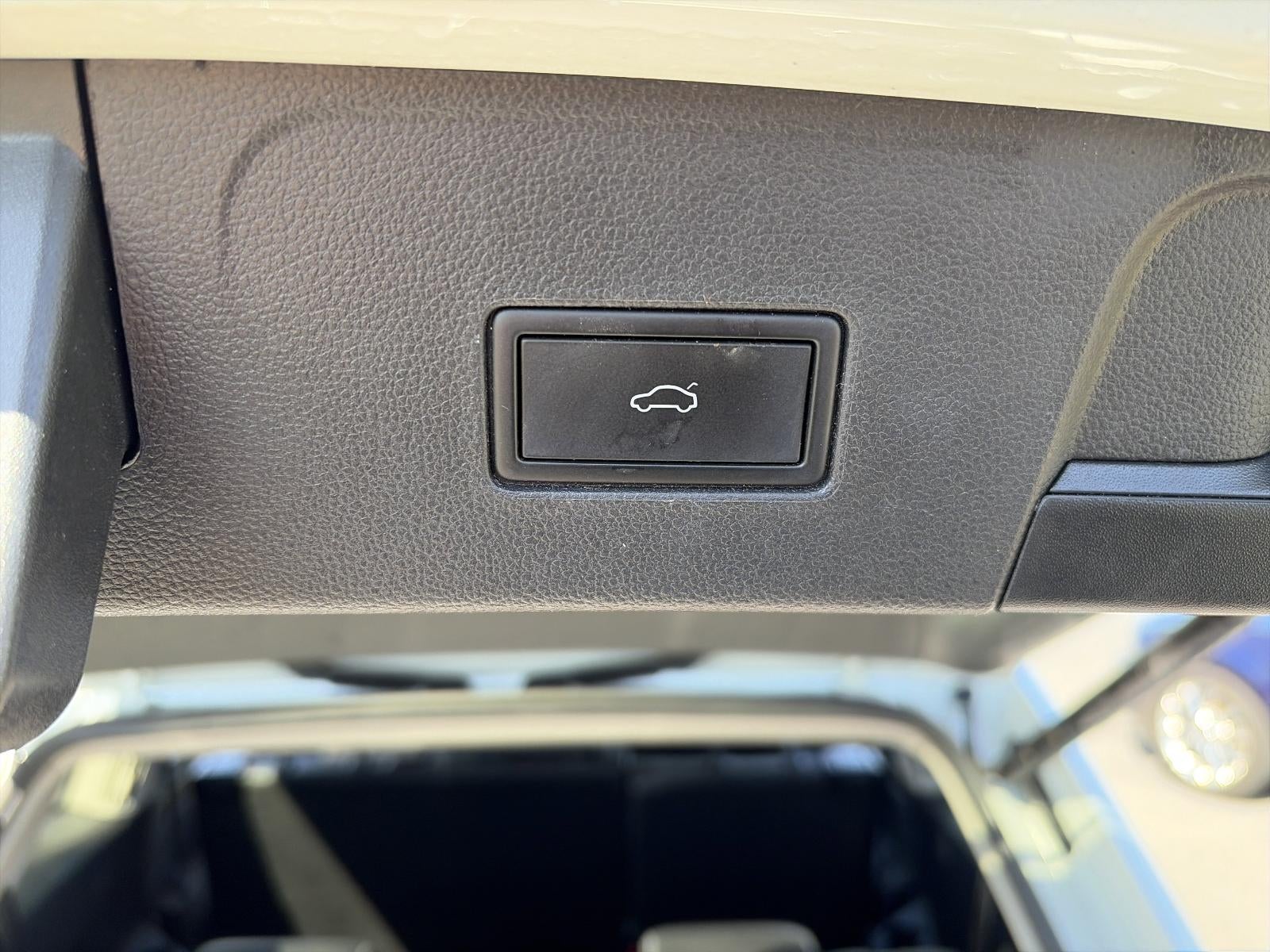 2024 Volkswagen Atlas 2.0T SE w/Technology 4MOTION