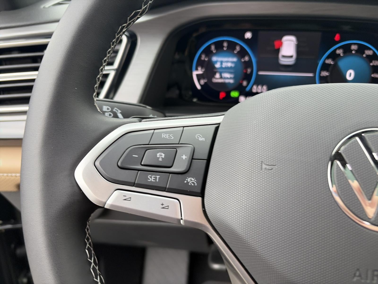 2026 Volkswagen Atlas Cross Sport 2.0T SE w/Technology 4MOTION