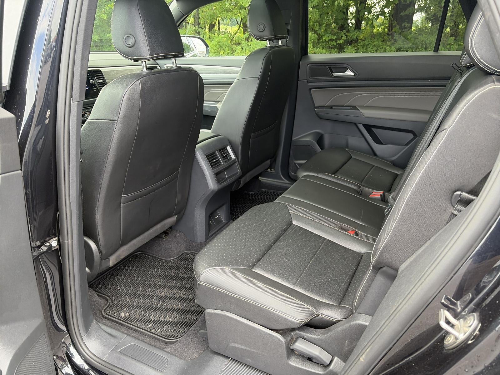 2023 Volkswagen Atlas Cross Sport 2.0T SE w/Technology 4MOTION