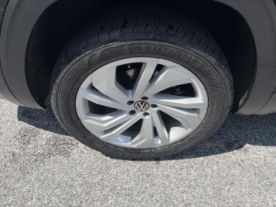 2023 Volkswagen Atlas 2.0T SE w/Technology 4MOTION