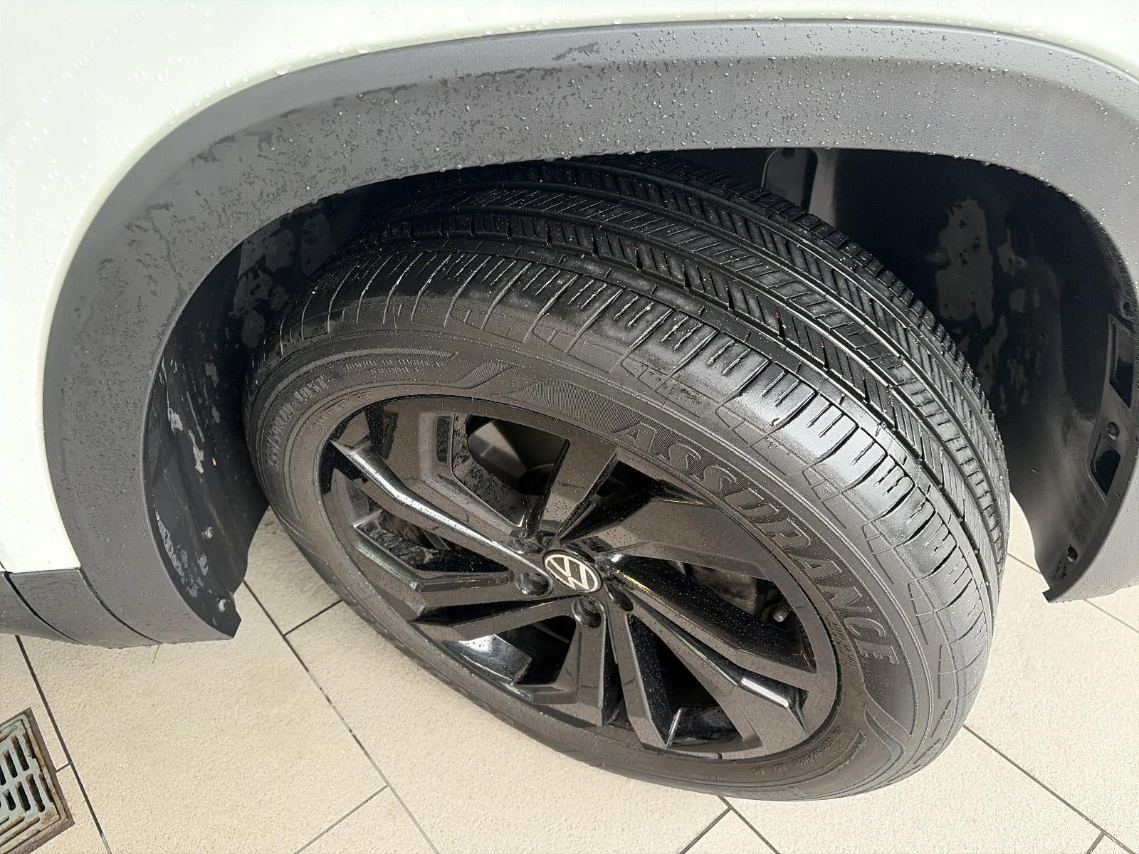 2023 Volkswagen Atlas 3.6L V6 SE w/Technology 4MOTION