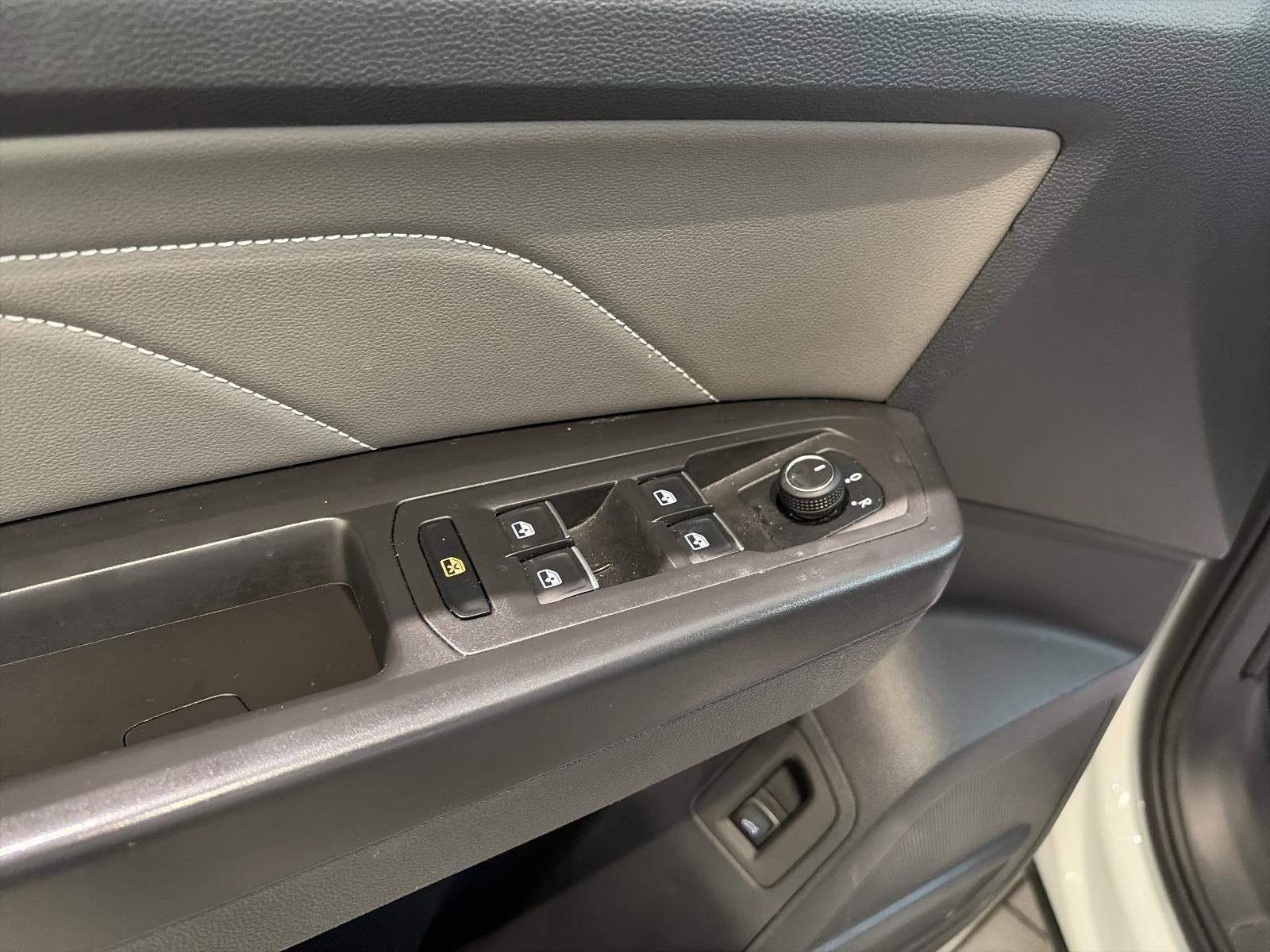 2023 Volkswagen Atlas 3.6L V6 SE w/Technology 4MOTION