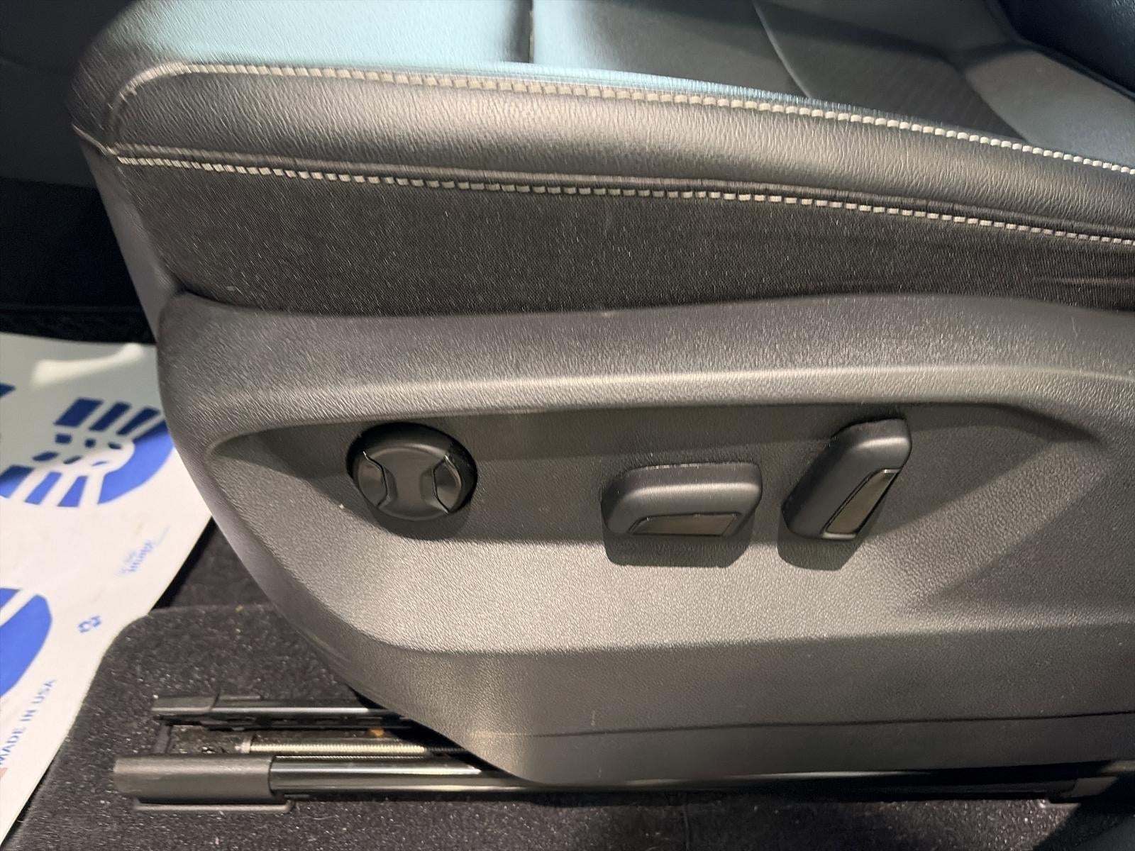 2023 Volkswagen Atlas 3.6L V6 SE w/Technology 4MOTION