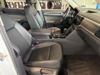 2023 Volkswagen Atlas 3.6L V6 SE w/Technology 4MOTION