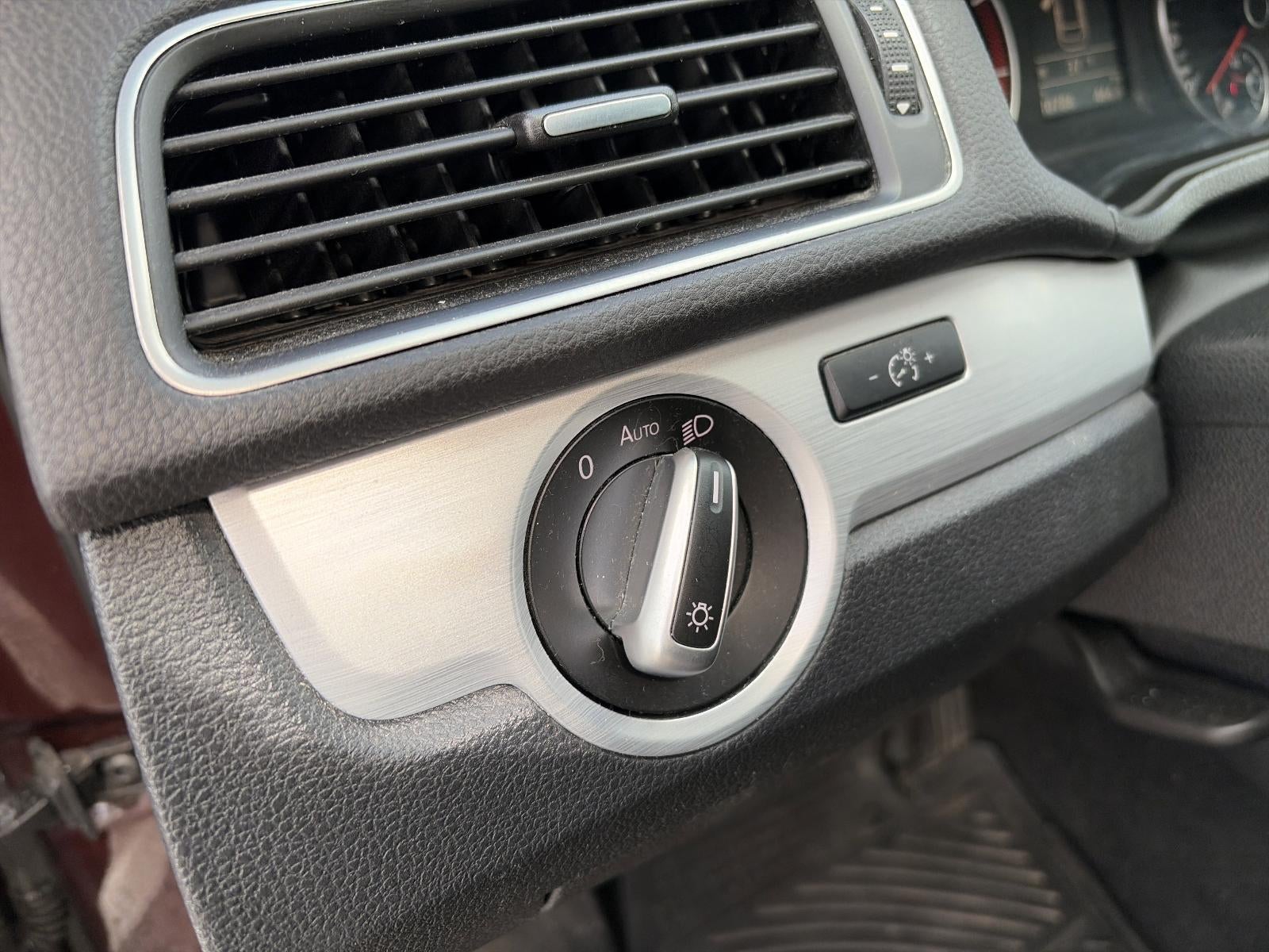 2013 Volkswagen Passat 4dr Sdn 2.5L Auto SE PZEV