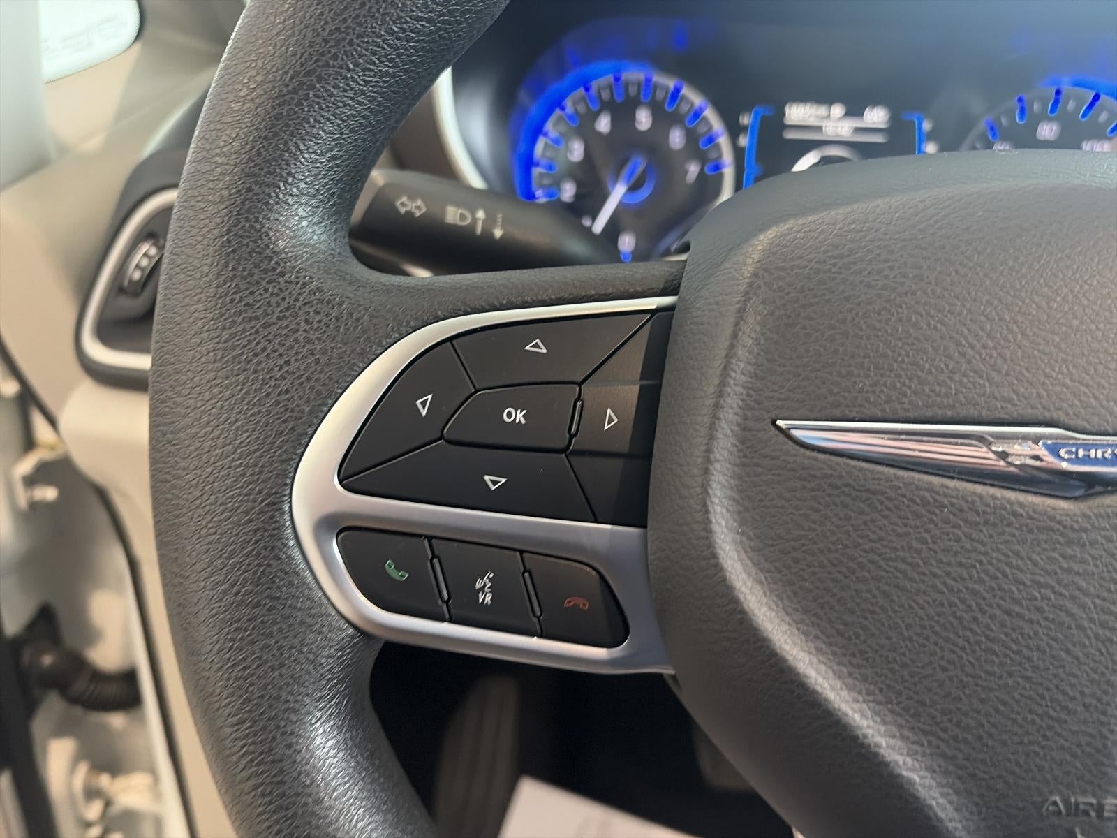 2017 Chrysler Pacifica LX FWD