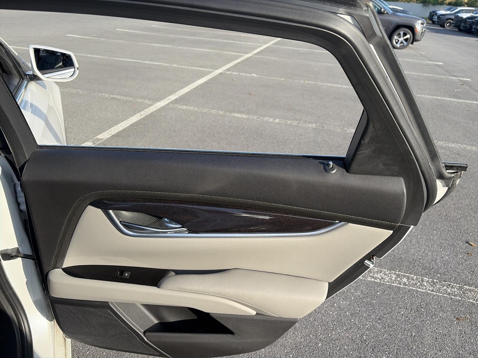 2016 Cadillac XTS 3.6L V6 AWD Luxury