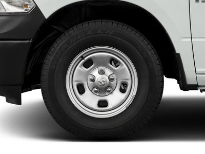 2017 RAM 1500 Express 4x4 Crew Cab 5'7" Box