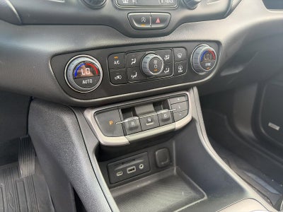 2023 GMC Terrain AWD 4dr AT4