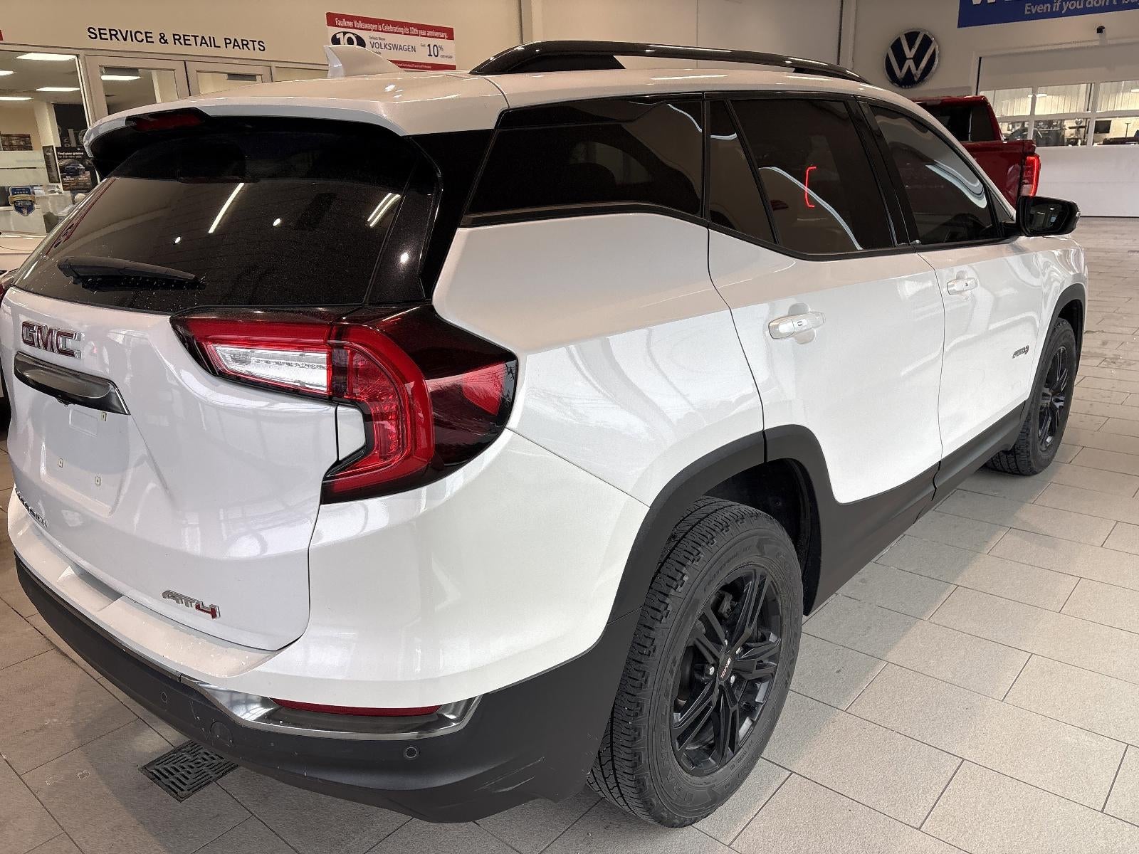 2022 GMC Terrain AWD AT4