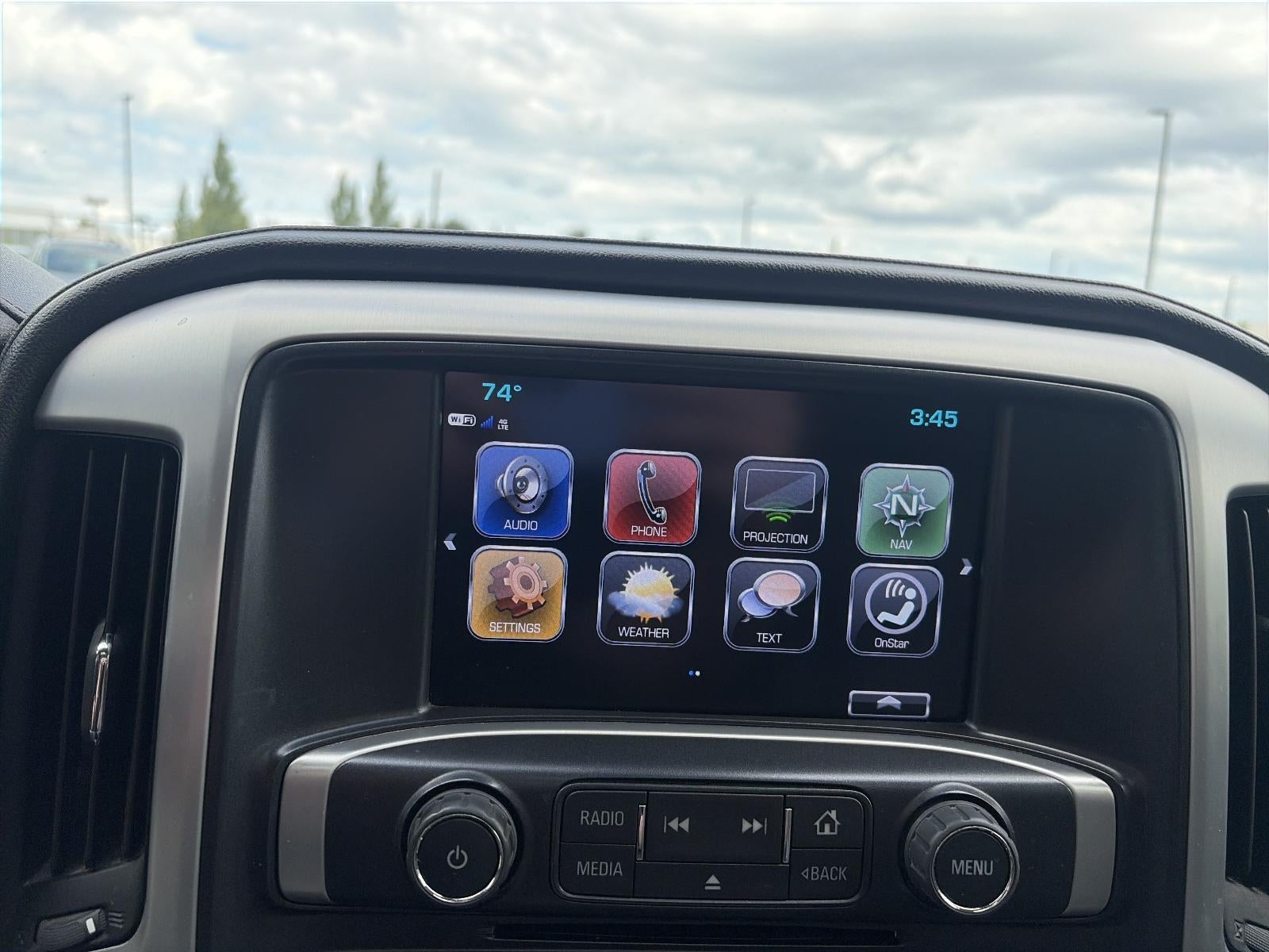 2017 GMC Sierra 1500 Crew Cab Standard Box 4-Wheel Drive SLT