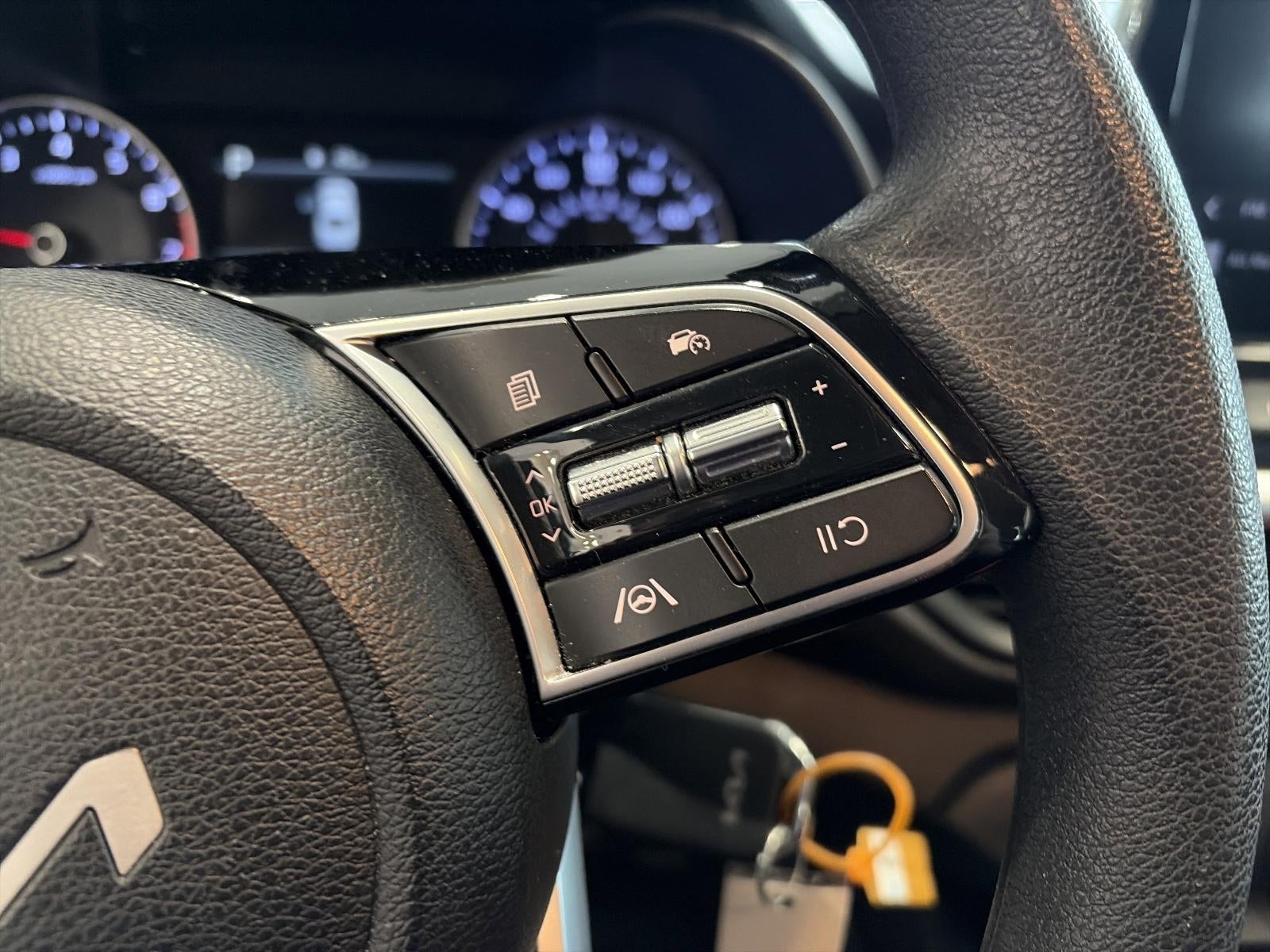 2023 Kia Forte LXS IVT