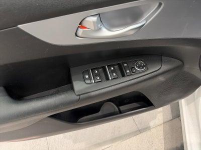 2023 Kia Forte LXS IVT