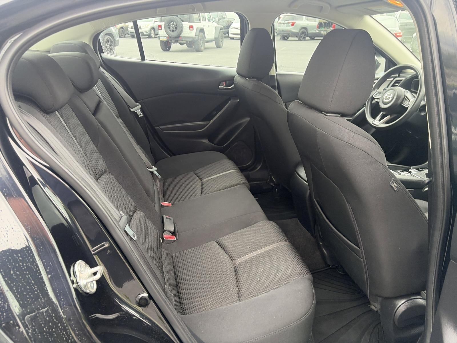 2018 Mazda Mazda3 4-Door Sport Auto