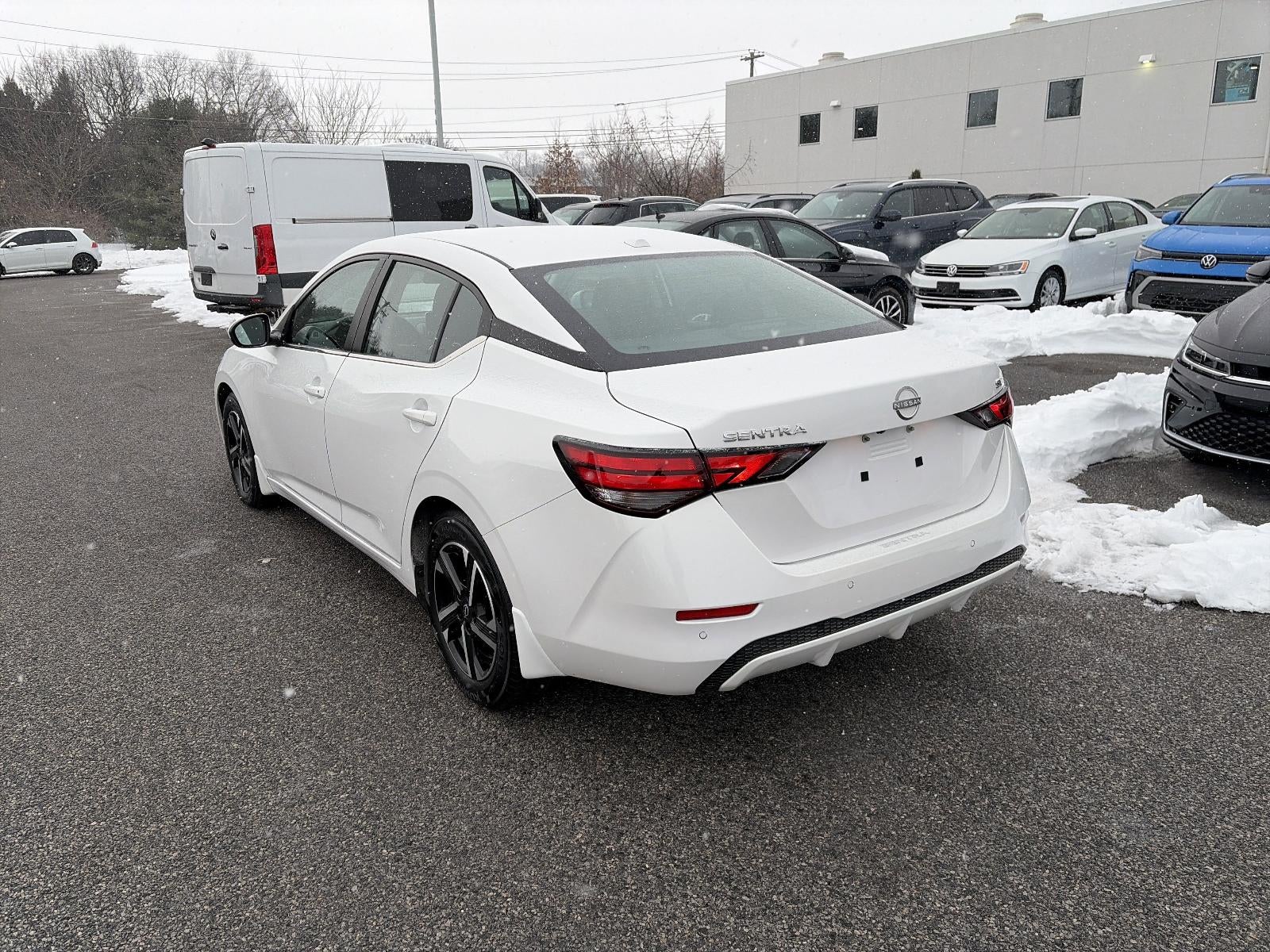 2024 Nissan Sentra SV CVT