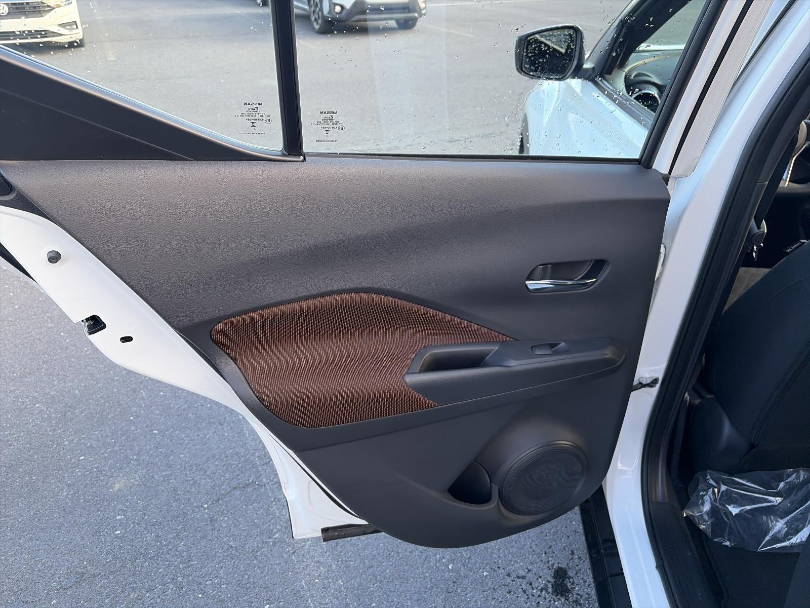 2023 Nissan Kicks SR FWD