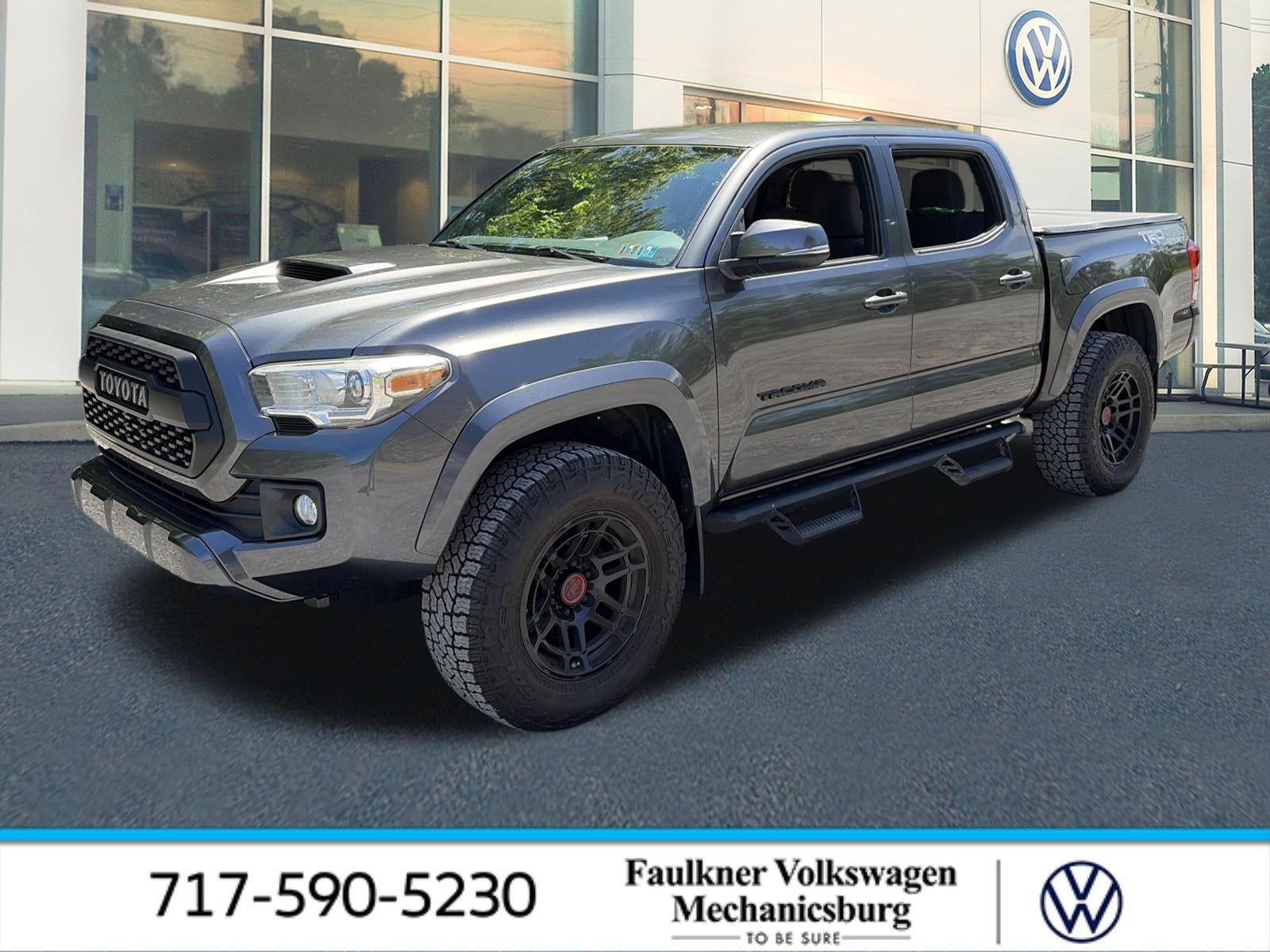 2017 Toyota Tacoma TRD Sport Double Cab 5' Bed V6 4x4 AT (Natl)
