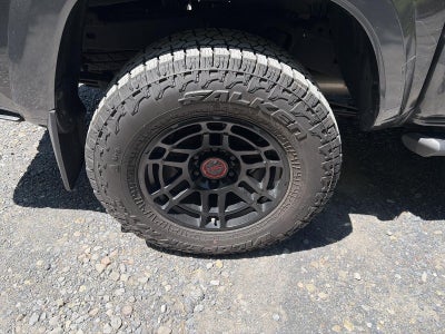 2017 Toyota Tacoma TRD Sport Double Cab 5' Bed V6 4x4 AT (Natl)