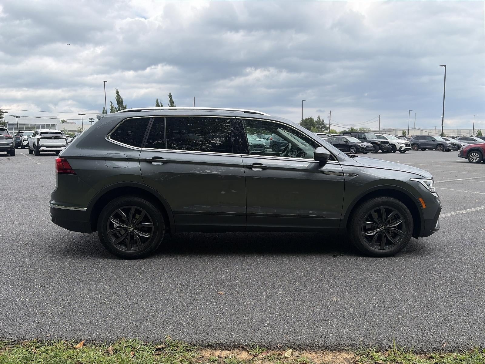 2023 Volkswagen Tiguan 2.0T SE 4MOTION