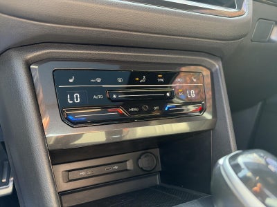 2022 Volkswagen Tiguan 2.0T SE R-Line Black 4MOTION
