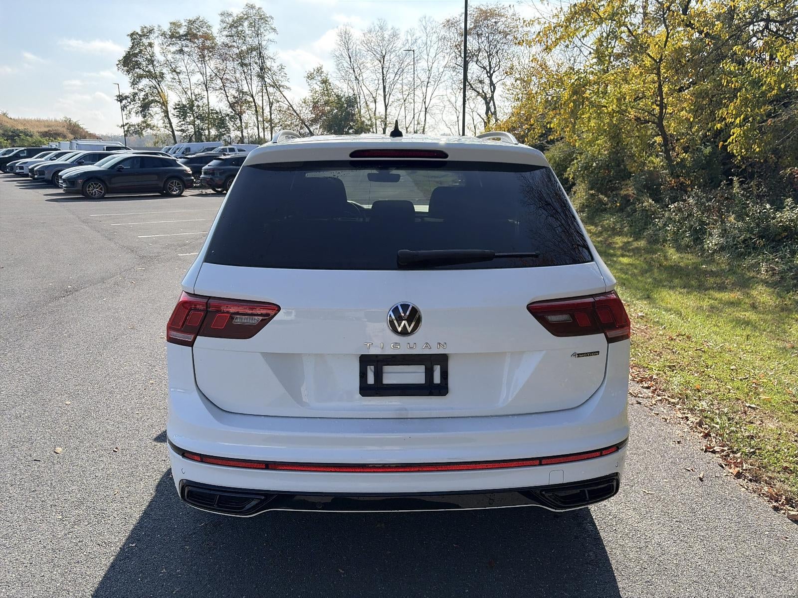 2022 Volkswagen Tiguan 2.0T SE R-Line Black 4MOTION