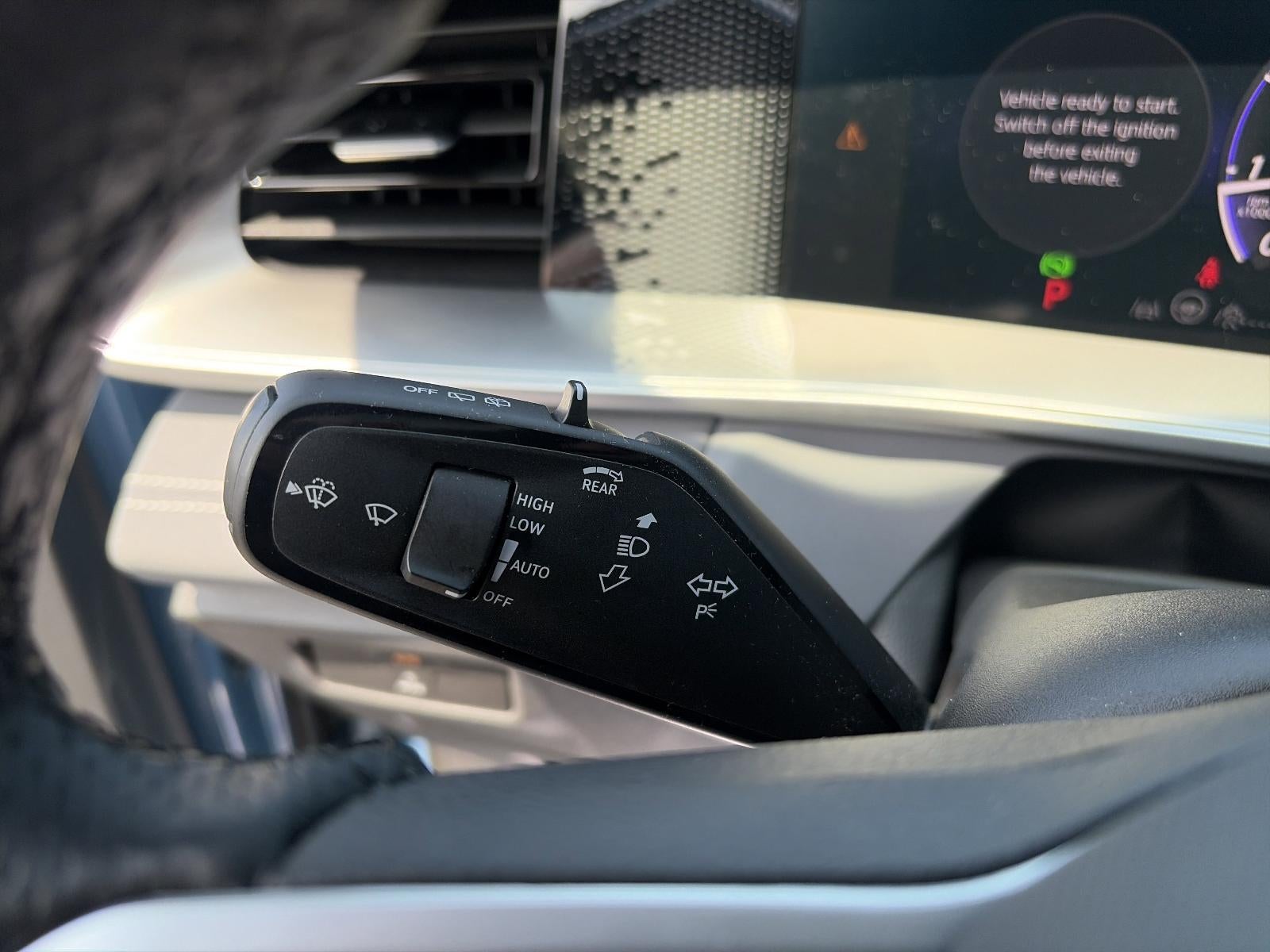 2025 Volkswagen Tiguan 2.0T SE R-Line Black 4MOTION