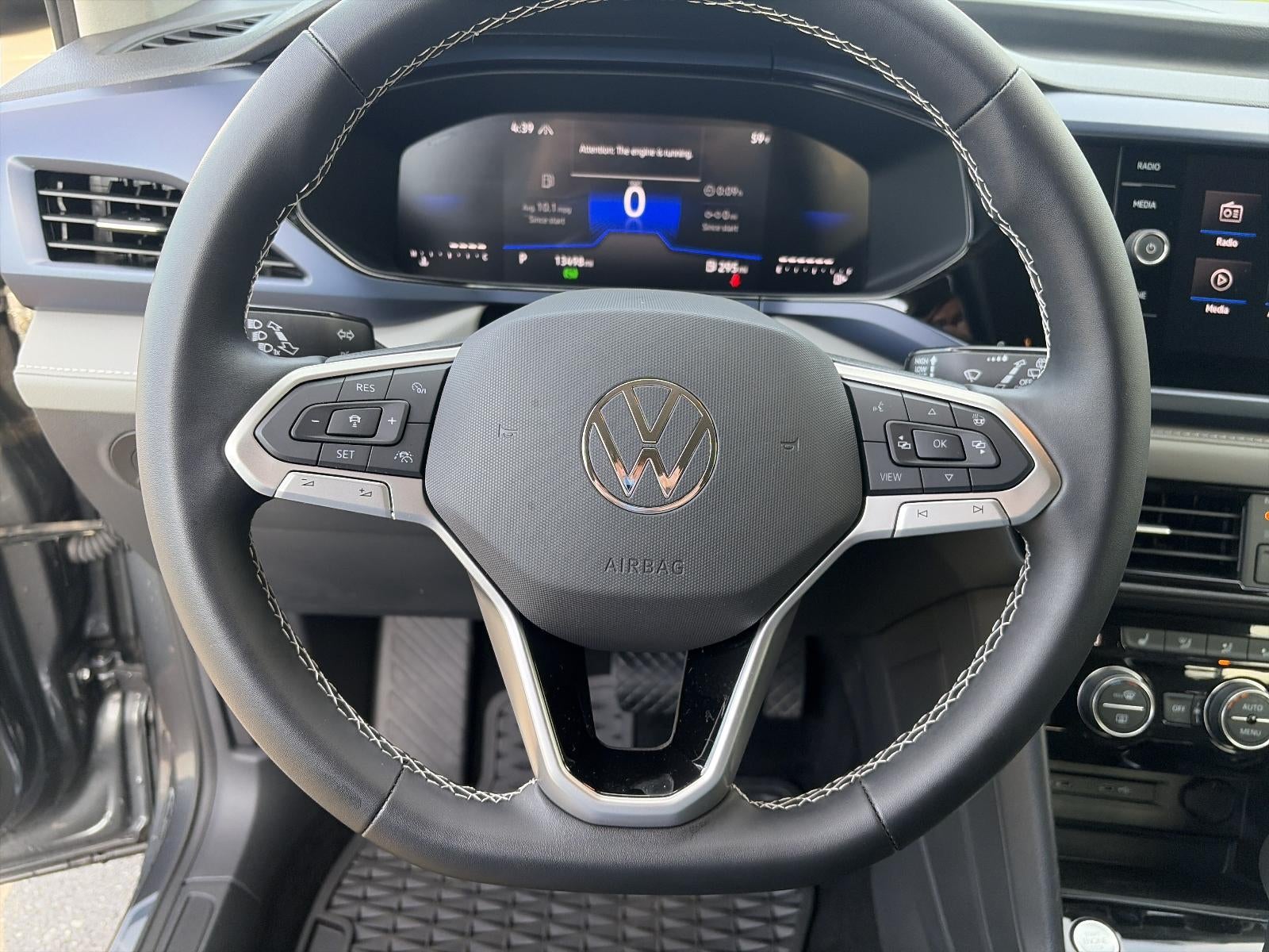 2024 Volkswagen Taos SE 4MOTION