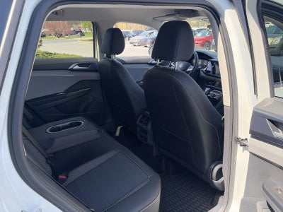 2024 Volkswagen Taos SE 4MOTION