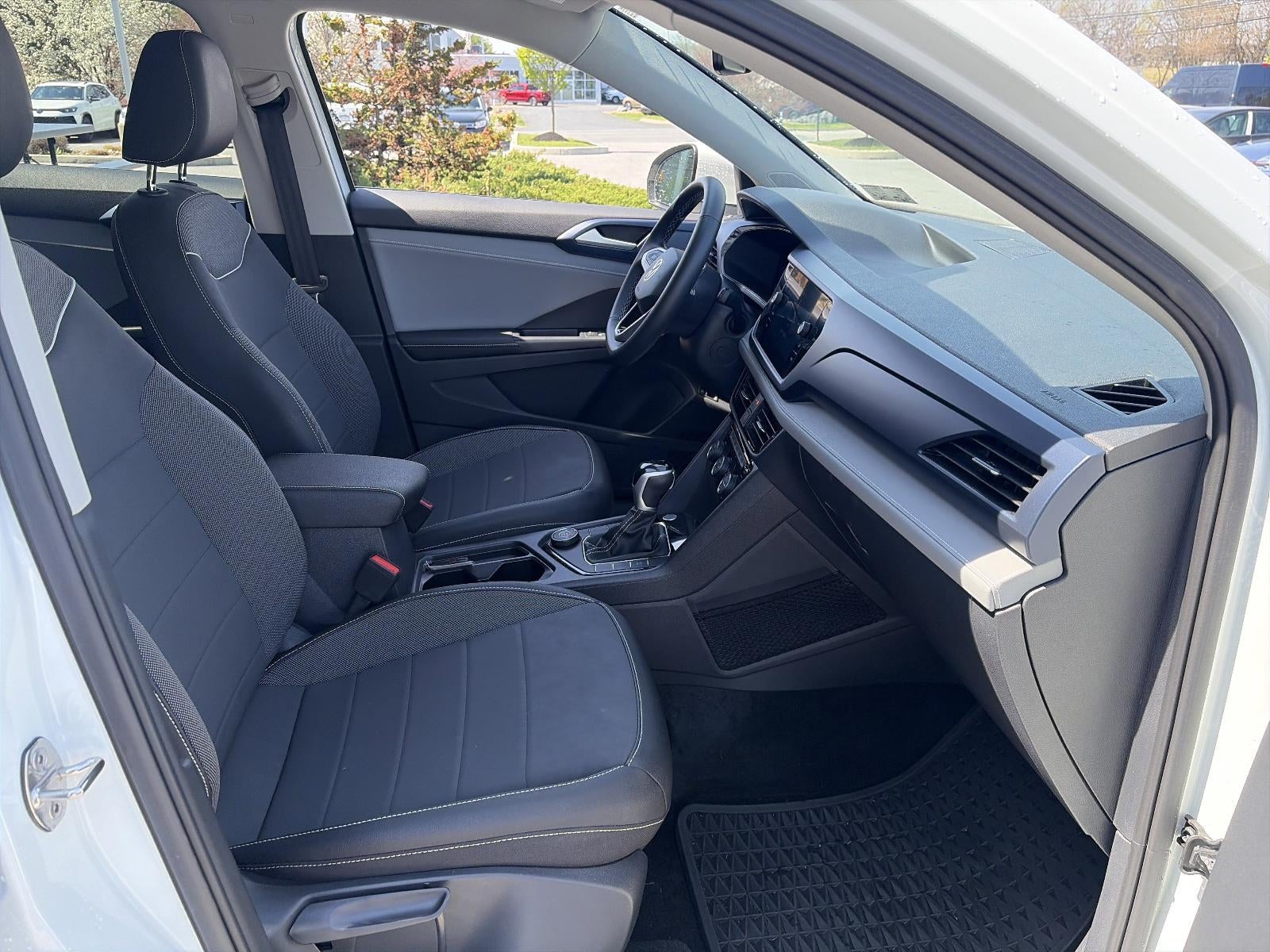 2024 Volkswagen Taos SE 4MOTION