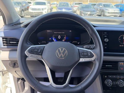2024 Volkswagen Taos SE 4MOTION
