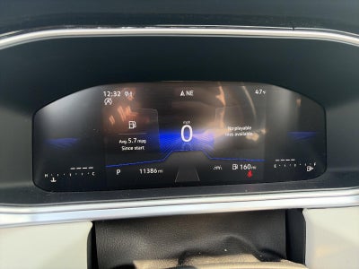 2025 Volkswagen Taos SE 4MOTION