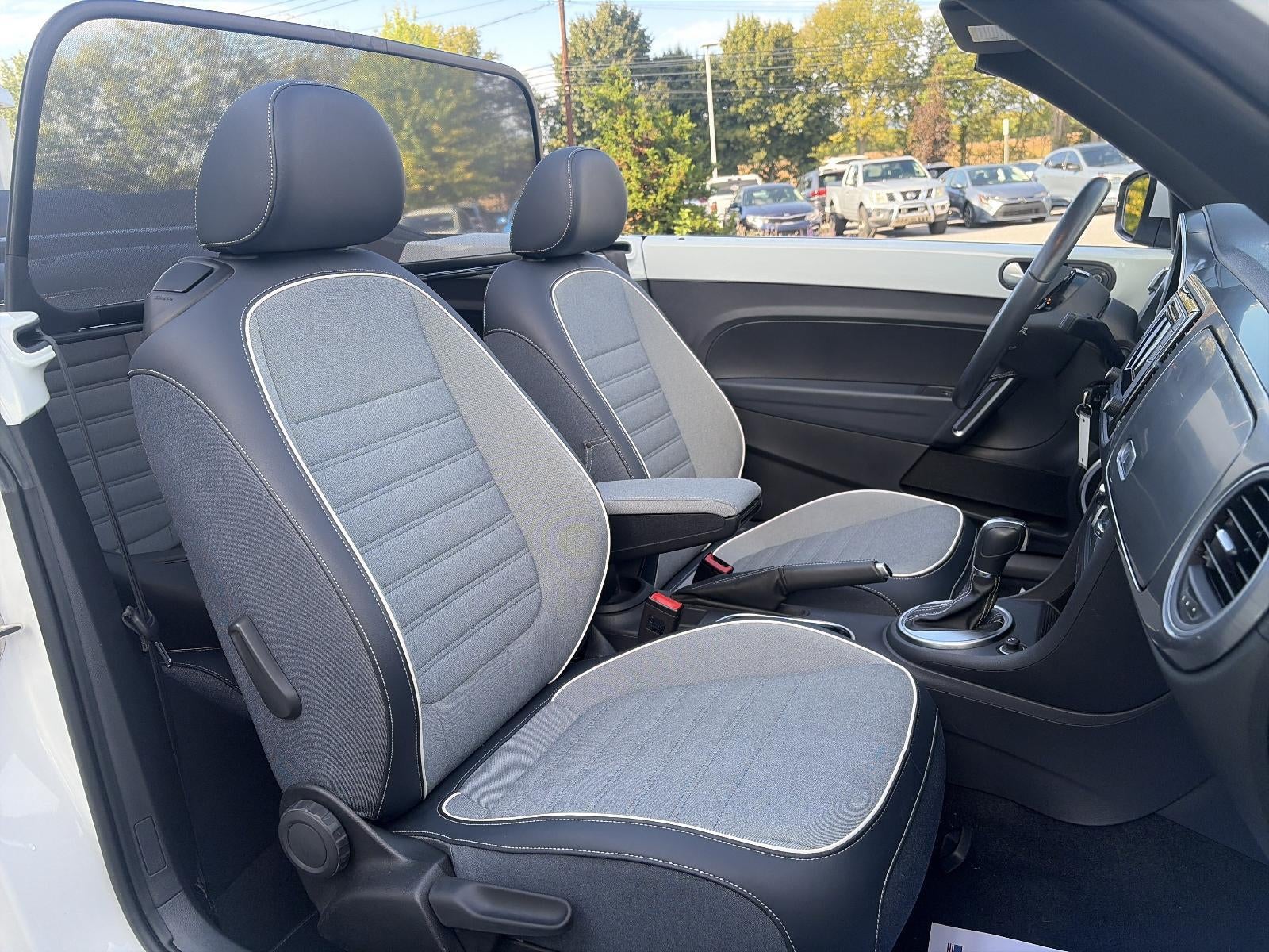 2016 Volkswagen Beetle Convertible 2dr Auto 1.8T Denim PZEV