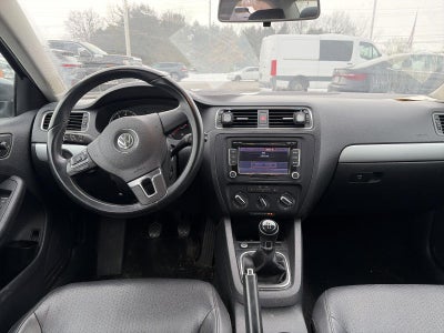 2014 Volkswagen Jetta 4dr Manual SE PZEV Sedan