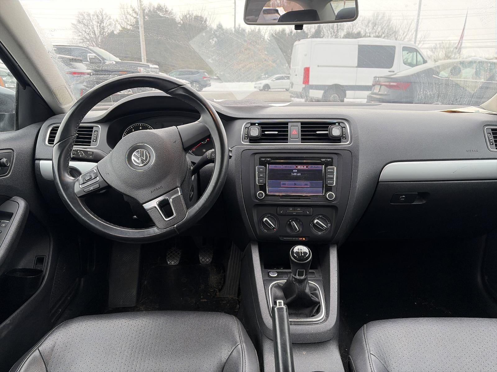 2014 Volkswagen Jetta 4dr Manual SE PZEV Sedan