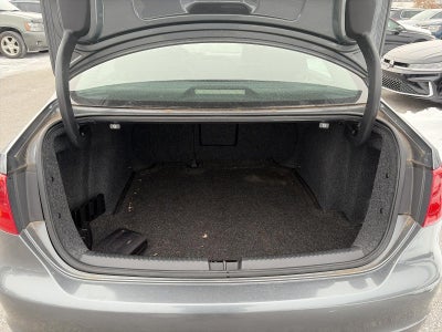 2014 Volkswagen Jetta 4dr Manual SE PZEV Sedan