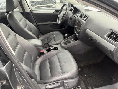 2014 Volkswagen Jetta 4dr Manual SE PZEV Sedan