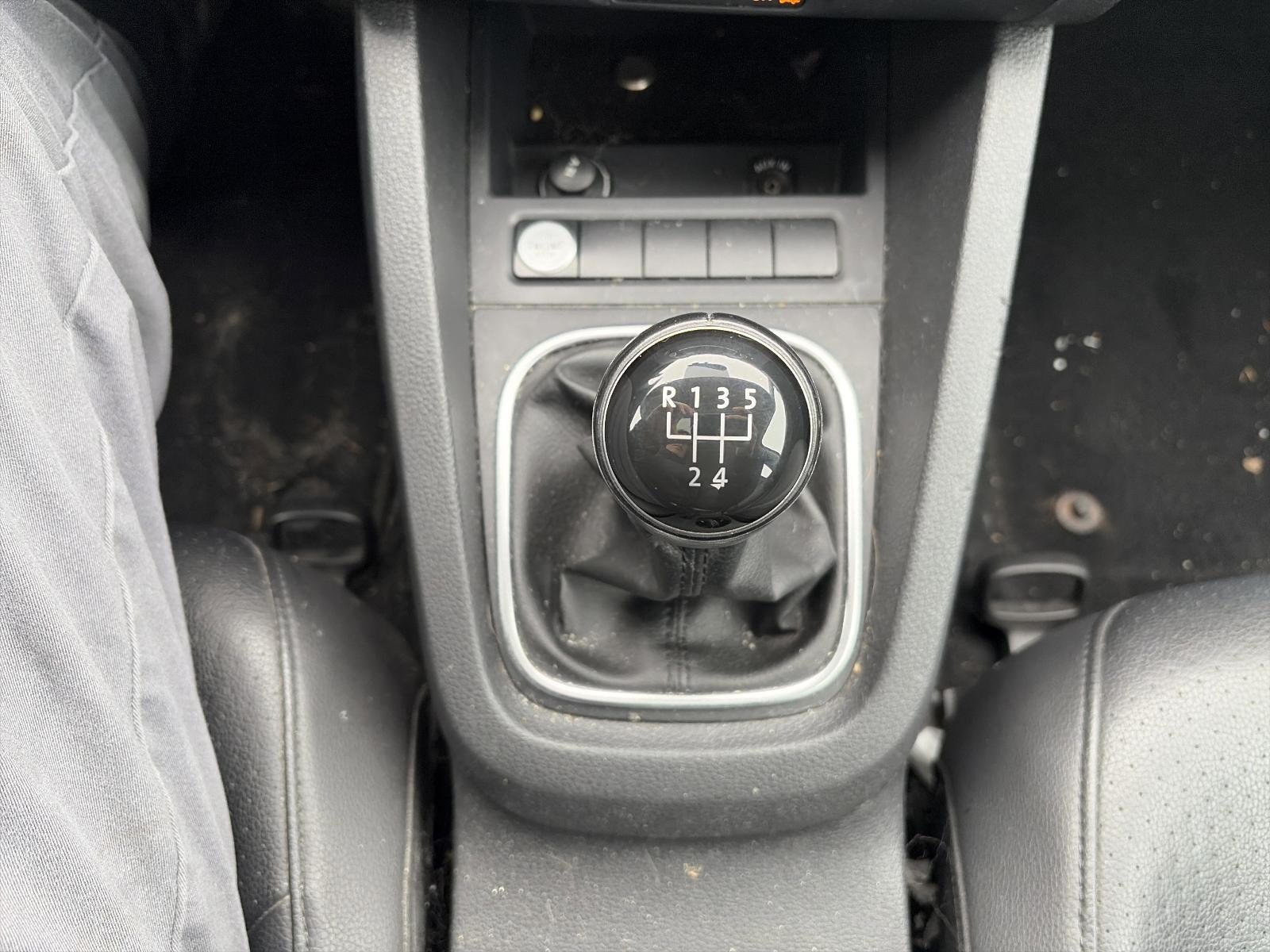 2014 Volkswagen Jetta 4dr Manual SE PZEV Sedan