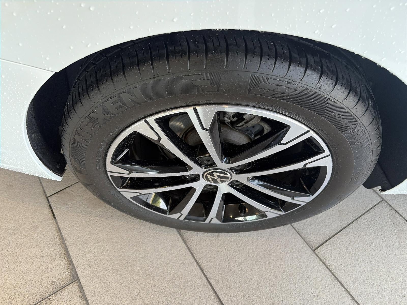 2024 Volkswagen Jetta Sport Auto