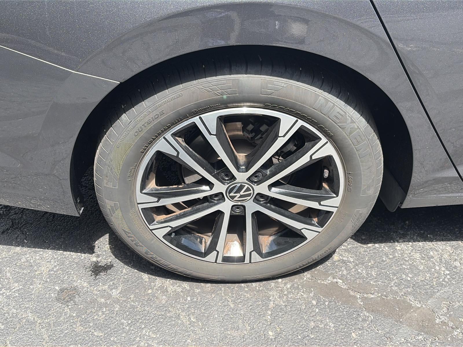 2024 Volkswagen Jetta Sport Auto